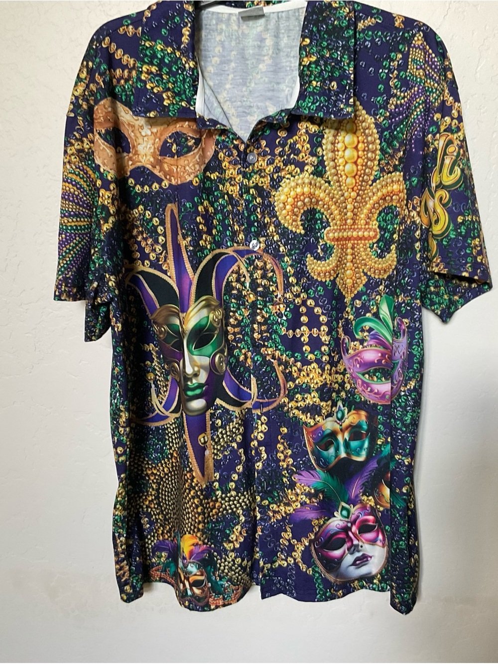 Kids Mardi Gras Mask Print Top in Purple & Green